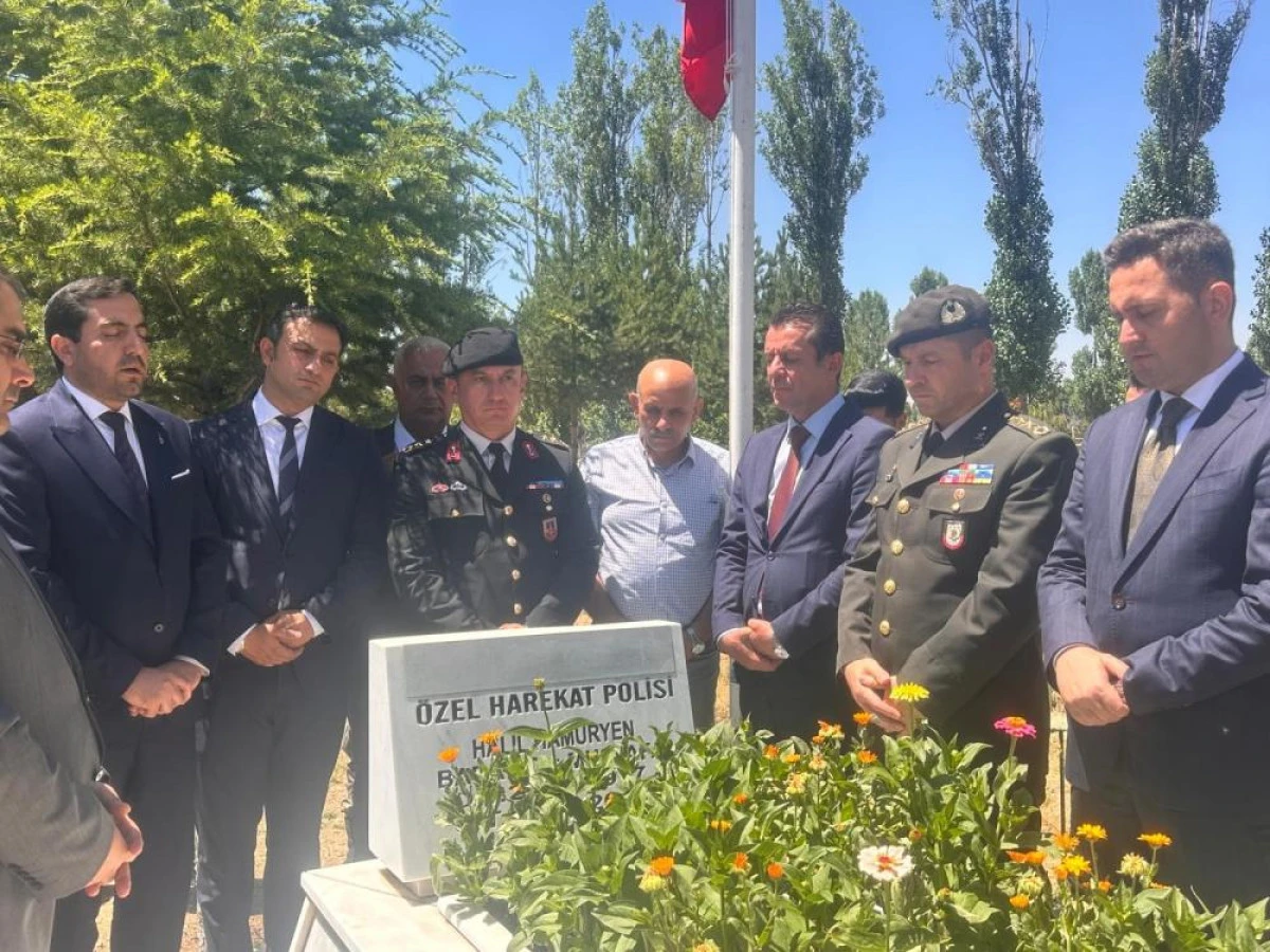 15 Temmuz şehidi mezarı başında anıldı