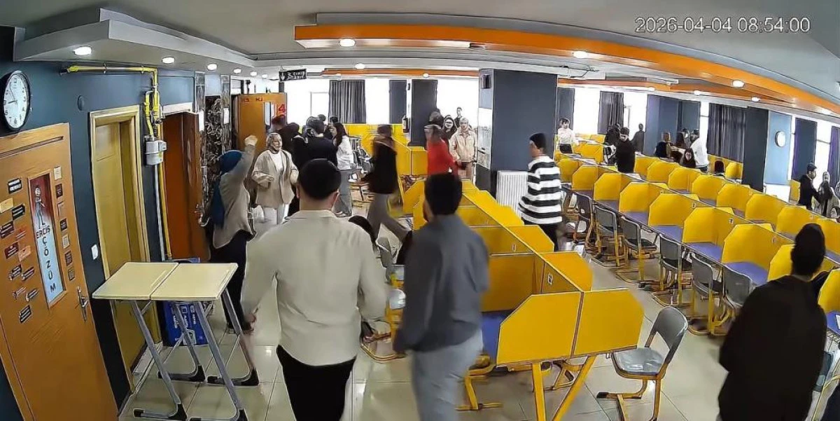 5.2 b&uuml;y&uuml;kl&uuml;ğ&uuml;ndeki depremde korku dolu anlar