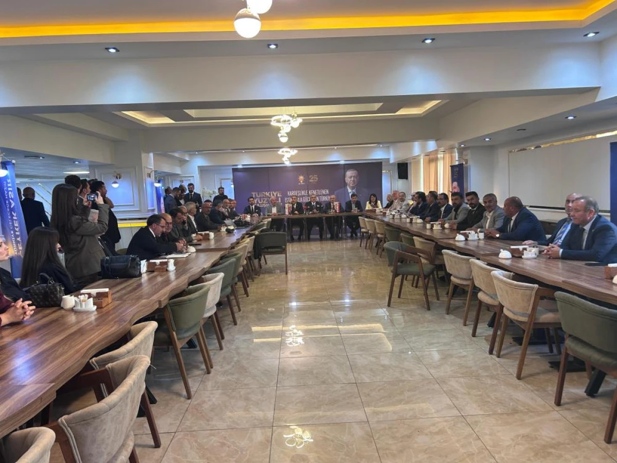 AK Parti Genel Başkan Yardımcısı Yayman: "T&uuml;rkiye'nin ekmek gibi, su gibi, hava gibi yeni bir anayasaya ihtiyacı var