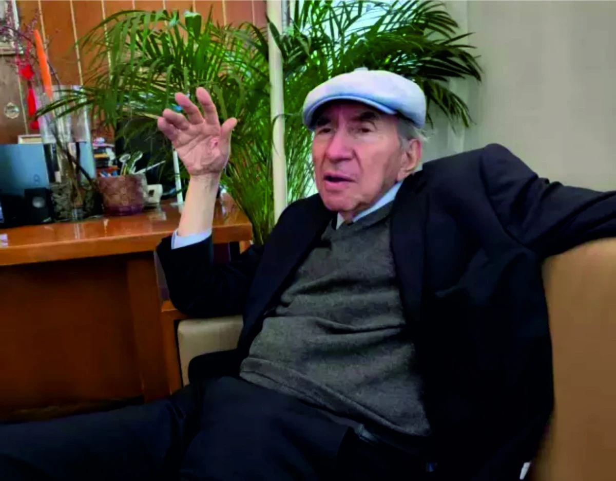Altan Öymen 93 yaşında hayatını kaybetti