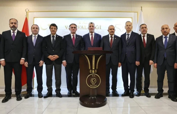  Bakan Bolat mart ayı dış ticaret verilerini a&ccedil;ıkladı