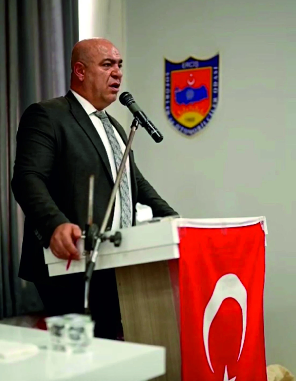 Başkan &Ccedil;elik; esnaflarımız iflasın eşiğine geldi