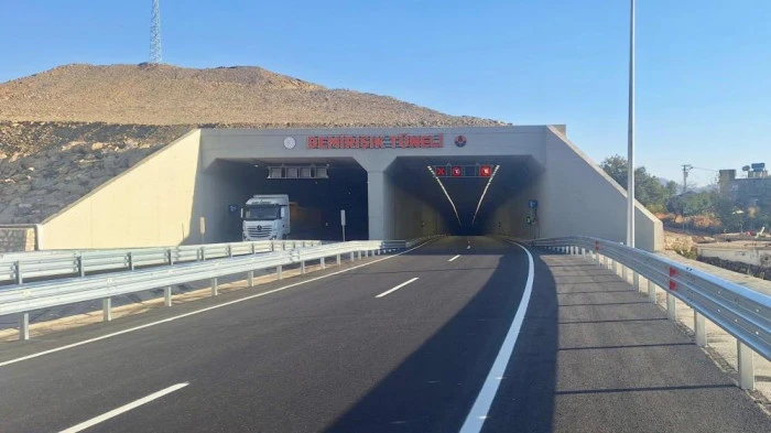 Bitlis-Baykan arası yol çalışmaları tamamlandı