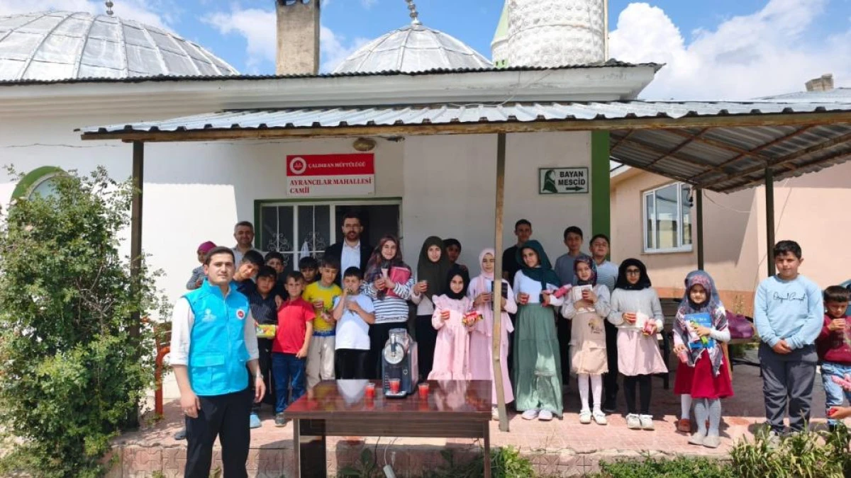 &Ccedil;aldıran&rsquo;da yaz Kur&rsquo;an kursları b&uuml;y&uuml;k bir coşkuyla başladı