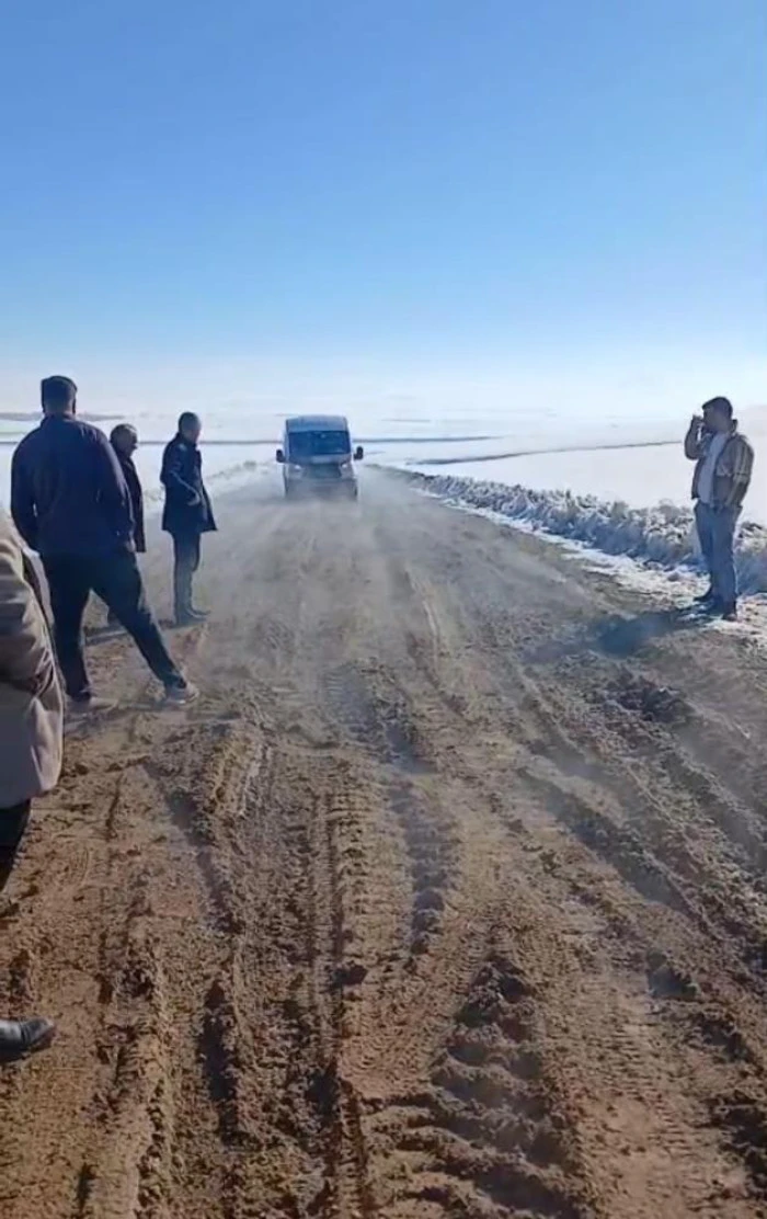 &Ccedil;amurlu yollarda eğitim &ccedil;ilesi