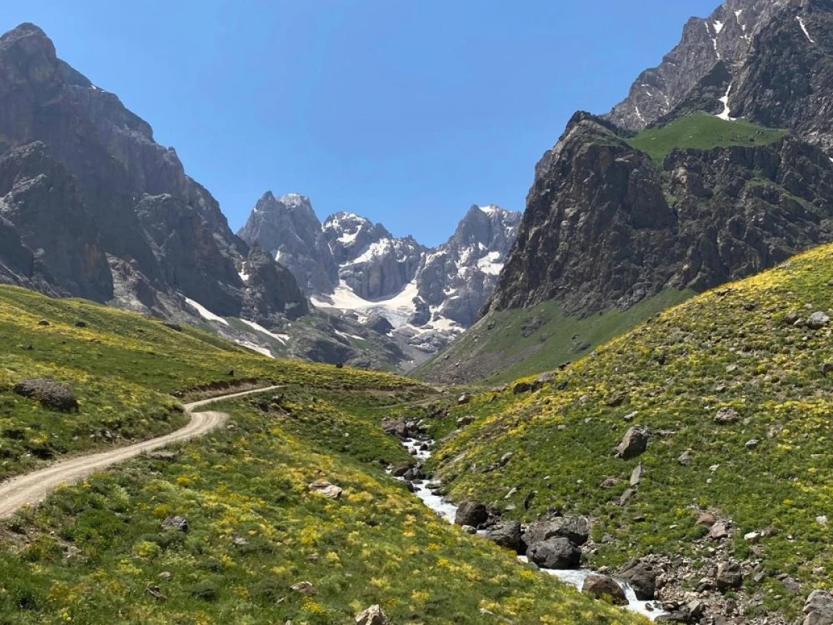 Cilo Dağı'nda buzullar hızla eriyor