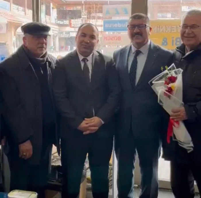 Emekli &Ouml;ğretmenlere Anlamlı Ziyaret