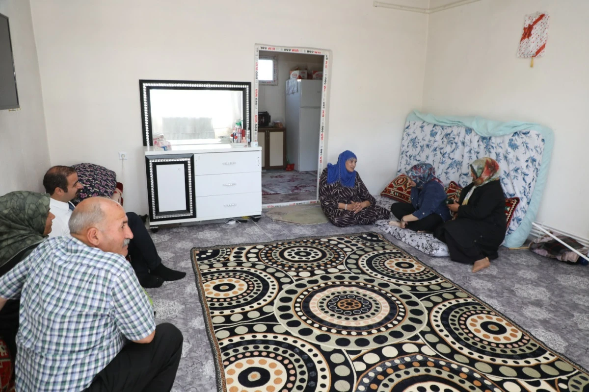 Erciş Belediyesi&rsquo;nden Engelli Yurttaşlara Tekerlekli Sandalye Desteği