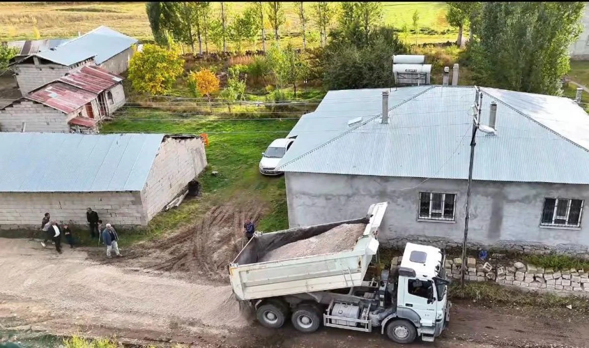 Erciş Kocapınar&rsquo;da Asfalt &Ouml;ncesi &Ccedil;alışma Tamamlandı