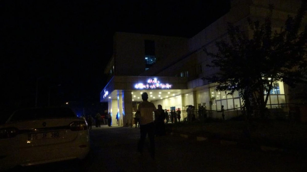 ERCİŞ’TE AKRABA AİLELER ARASINDA SİLAHLI KAVGA: 1 ÖLÜ, 2 YARALI