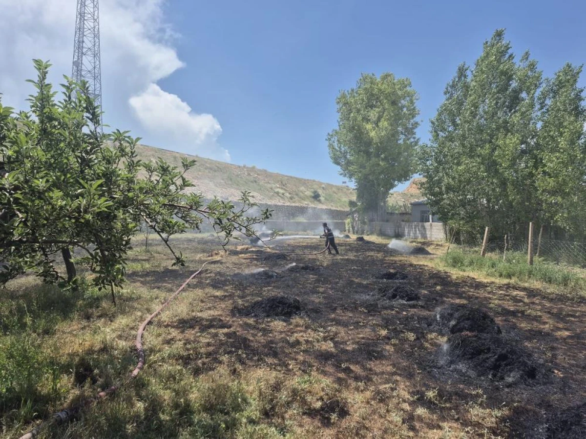 Erciş'te bah&ccedil;e yangını korkuttu