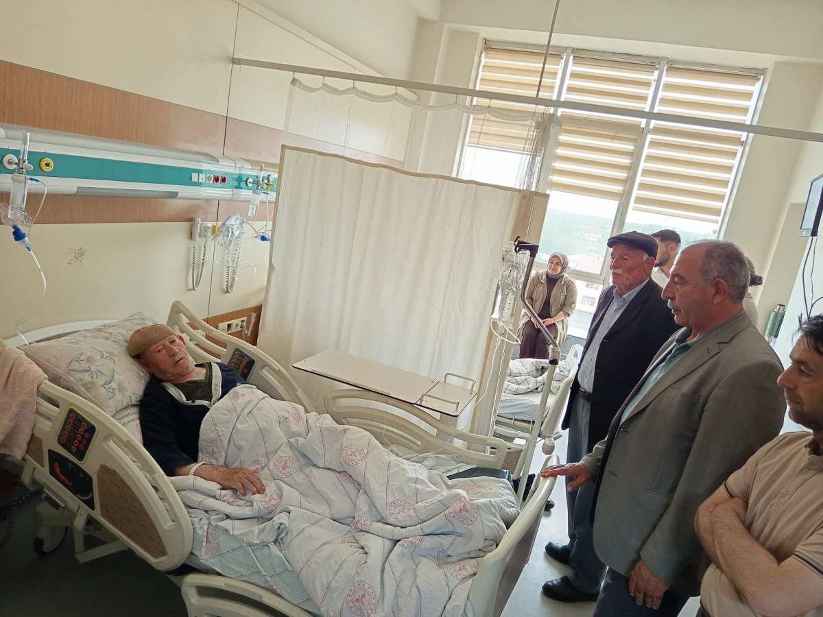 Erciş&rsquo;te DEM Parti&rsquo;den Hastane Ziyareti