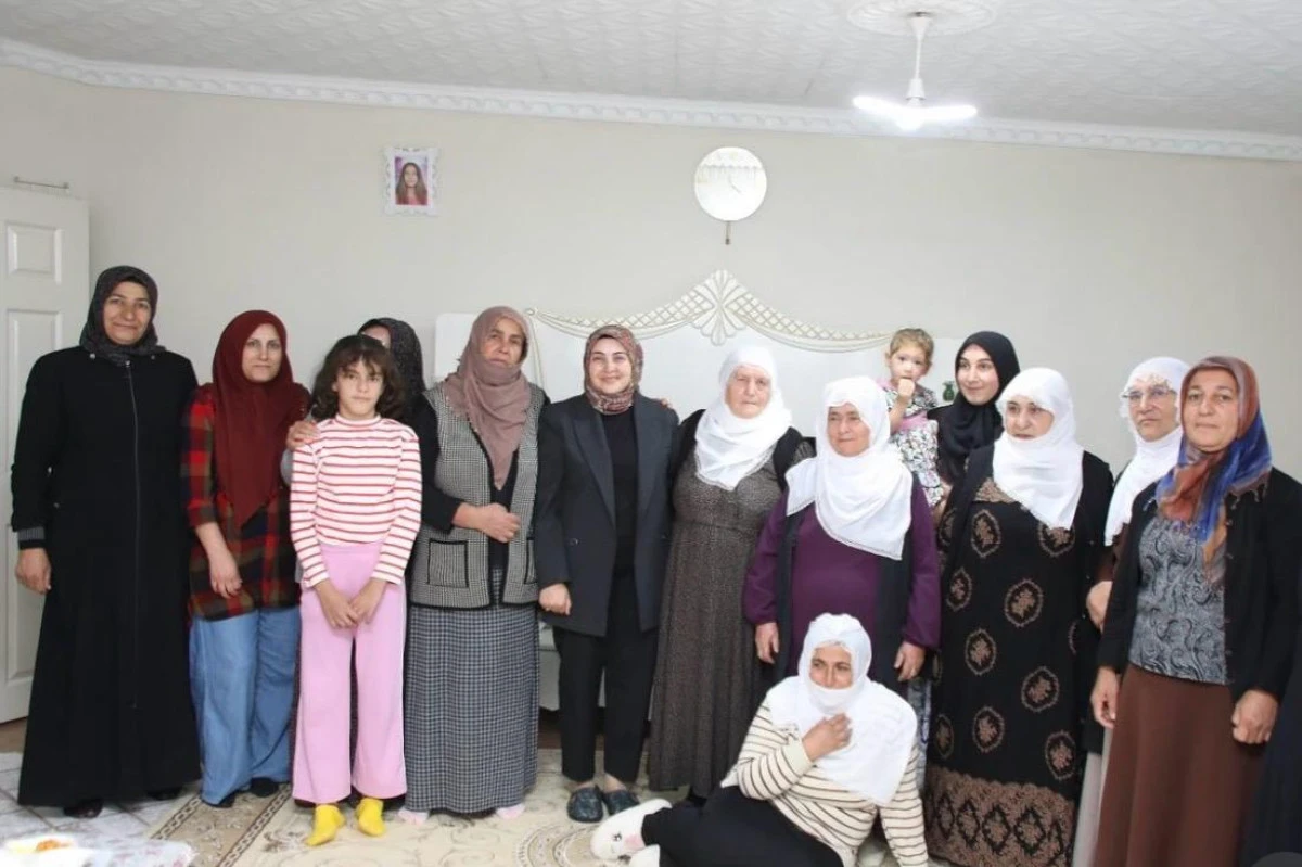 Erciş&rsquo;te Mahallelerin Sorunları Kadınlarla Birlikte Masaya Yatırılıyor