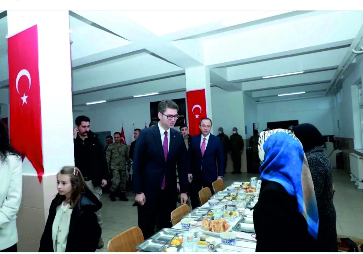 Erciş&rsquo;te Şehit Aileleri ve Gaziler Onuruna Anlamlı İftar Programı