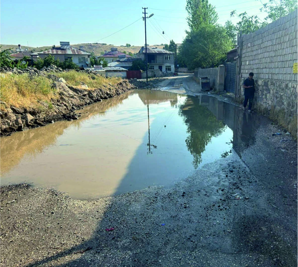 Erciş&rsquo;te Su Şebekesi Yenilenmeyi Bekliyor