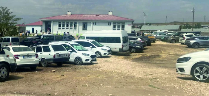 ERCİŞ'TE TRAFİK KAZASI:1 ÖLÜ,1 YARALI