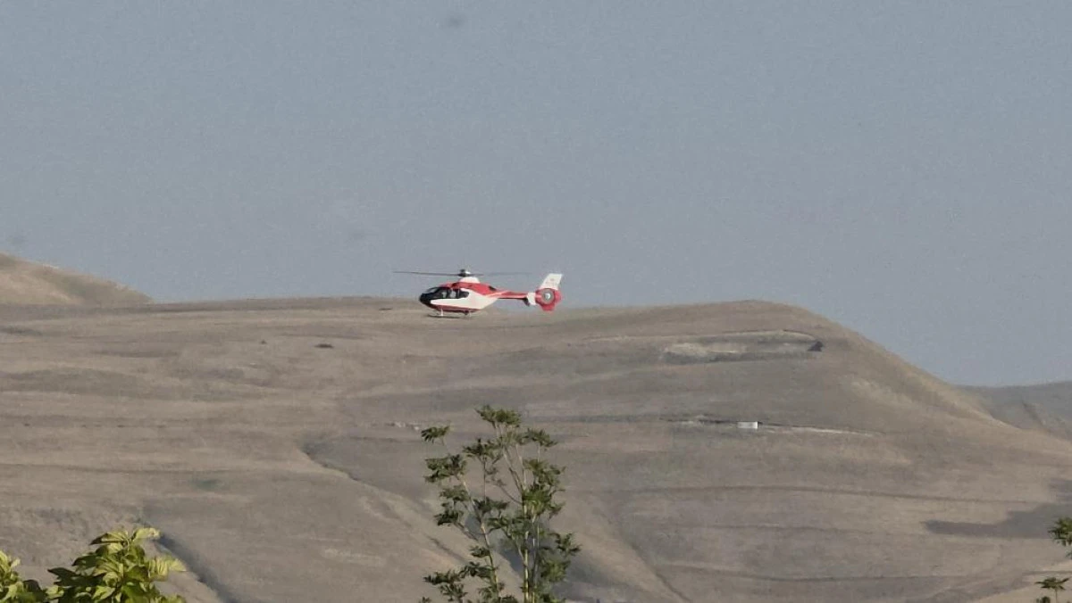 Hamile kadın ambulans helikopter ile Van'a getirildi