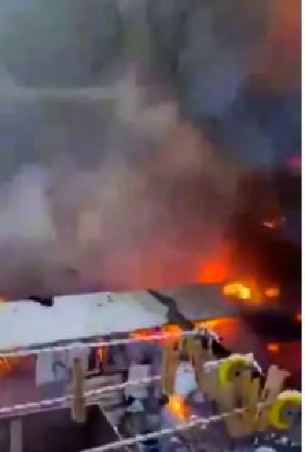 İran f&uuml;zesi İsrail'de otob&uuml;s terminalini vurdu