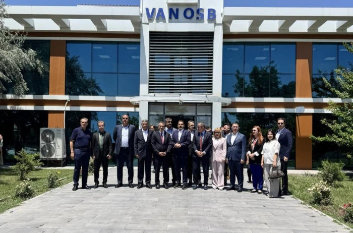 İş d&uuml;nyası Van OSB'de buluştu: B&ouml;lgesel kalkınma ve ulaşım ağları masaya yatırıldı