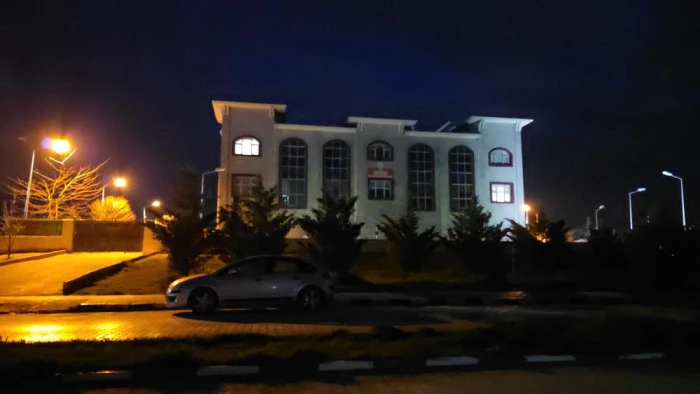 K&ouml;peklerin saldırısında &ouml;len &ccedil;ocuğun cenazesi Adli Tıp Kurumuna sevk edildi