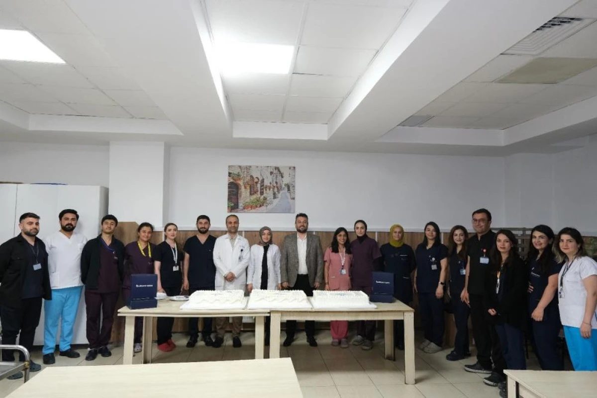 Lokman Hekim Hastanesinde Hemşireler Günü kutlaması