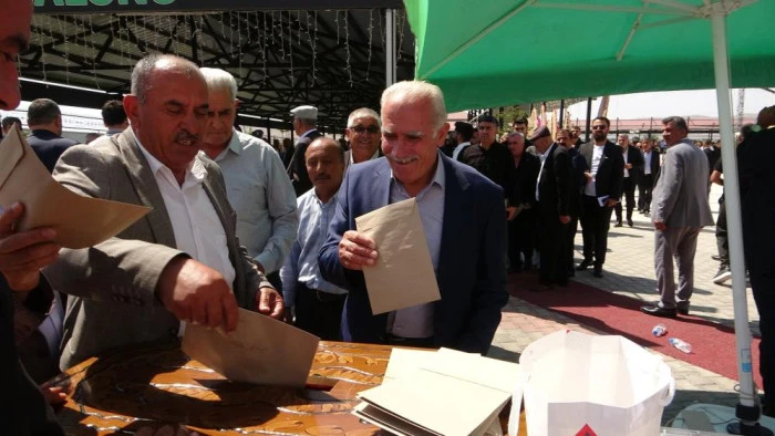 Mahmedpiran Aşireti'nden örnek takı töreni