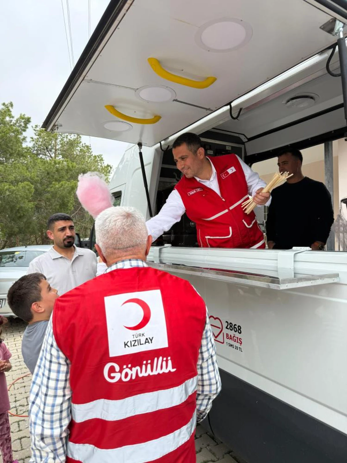 Muradiye&rsquo;de &ccedil;ocuklar i&ccedil;in bayram etkinliği d&uuml;zenlendi