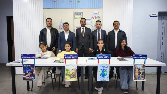 Muradiye&rsquo;nin minik yazarları ilk imzalarını attı