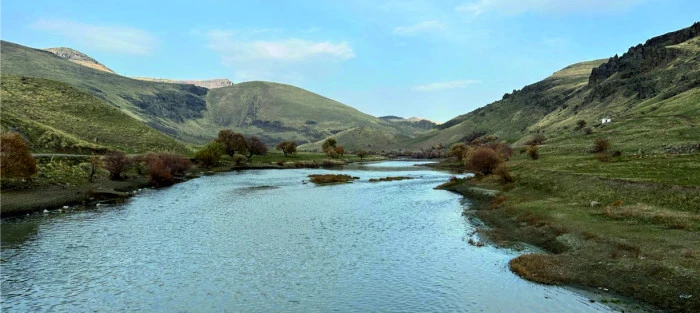 MURAT NEHRİ  SONBAHARDA BÜYÜLEDİ