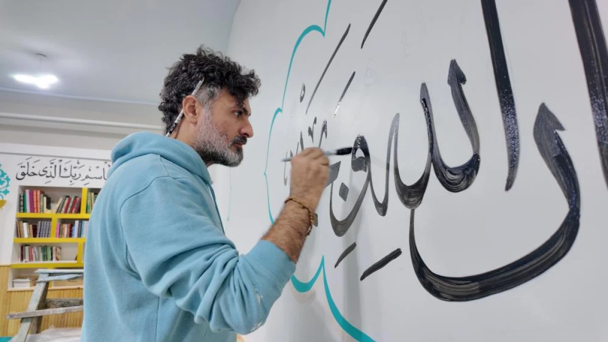 Osmanlı mirası hat sanatı Iraklı hattatın elinde hayat buluyor