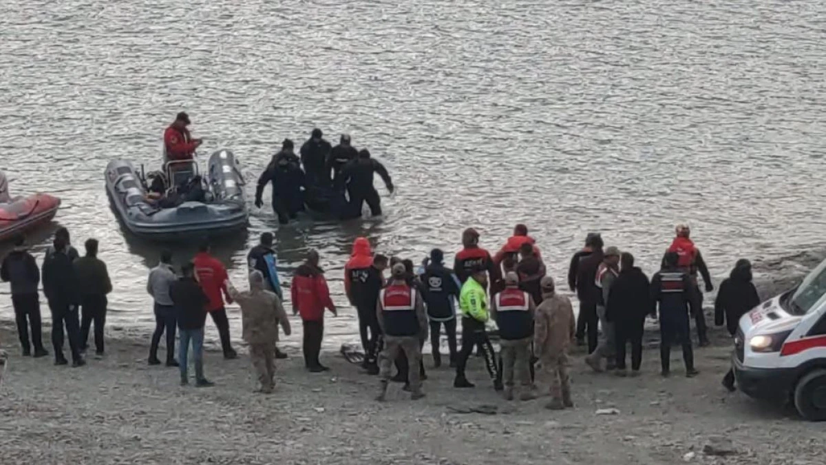 Otomobilin uçtuğu barajda kaybolan gencin cansız bedeni bulundu