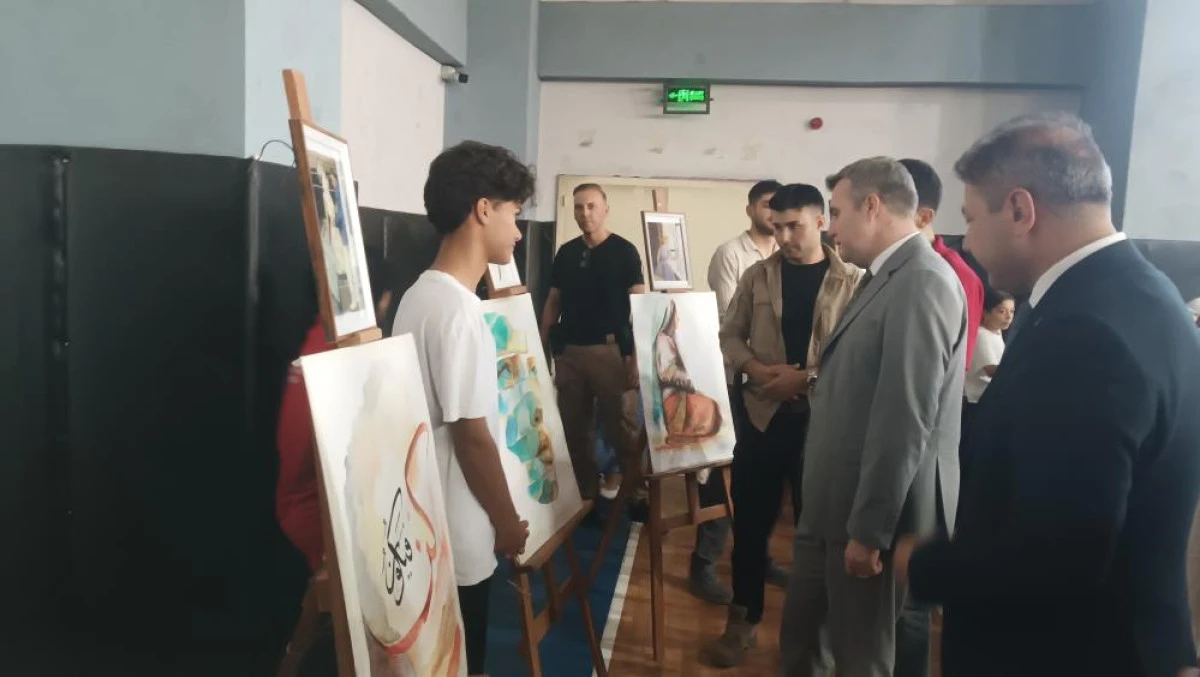 &Ouml;zalp&rsquo;ta Gen&ccedil;lik ve Spor Festivali d&uuml;zenlendi