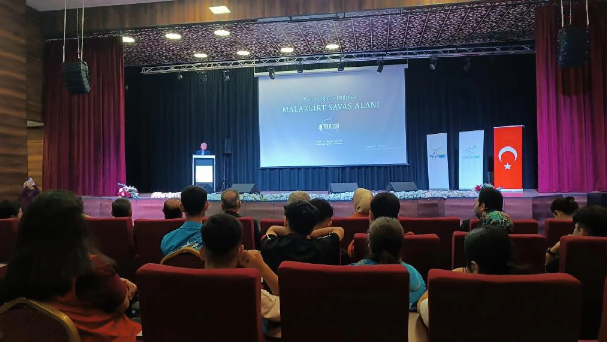 Prof. Dr. Adnan &Ccedil;evik: "Savaşı tablolarla değil, bizzat i&ccedil;indeymiş&ccedil;esine yaşatacak bir m&uuml;ze planlandı"