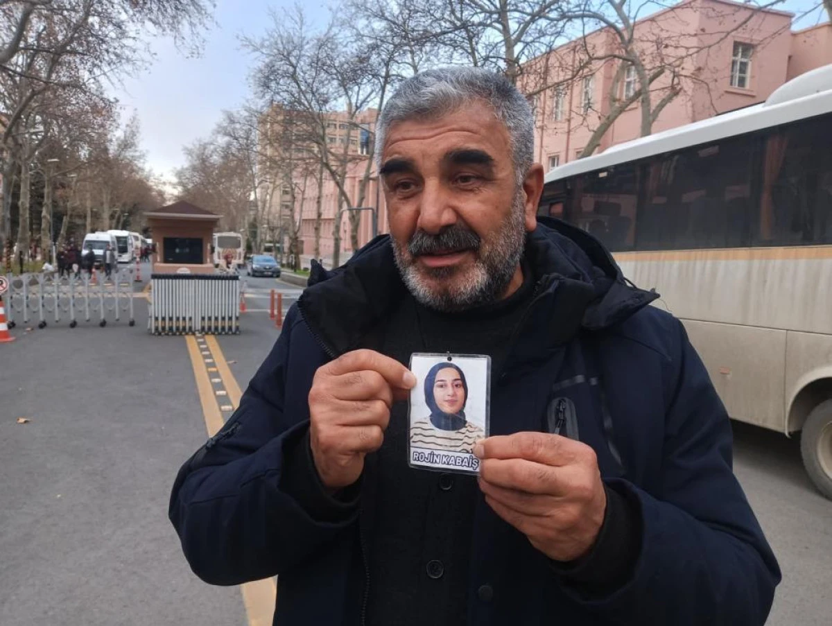 Rojin Kabaiş'in babası: "Adalet Bakanımızla g&ouml;r&uuml;şt&uuml;k, olumlu ge&ccedil;ti, en yakın zamanda her şey &ccedil;&ouml;z&uuml;lecek"