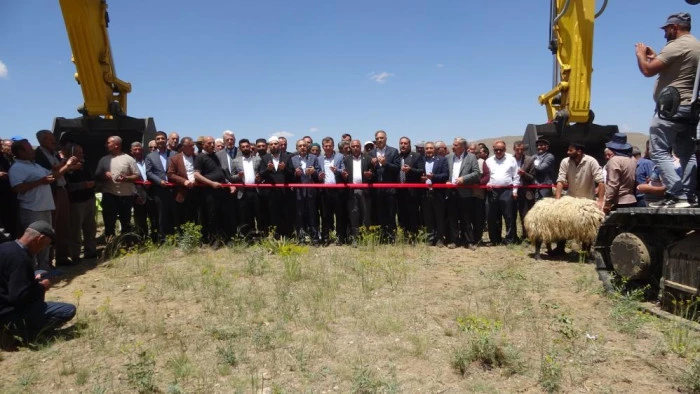 Saray'da 593 hektar arazi suya kavuşuyor