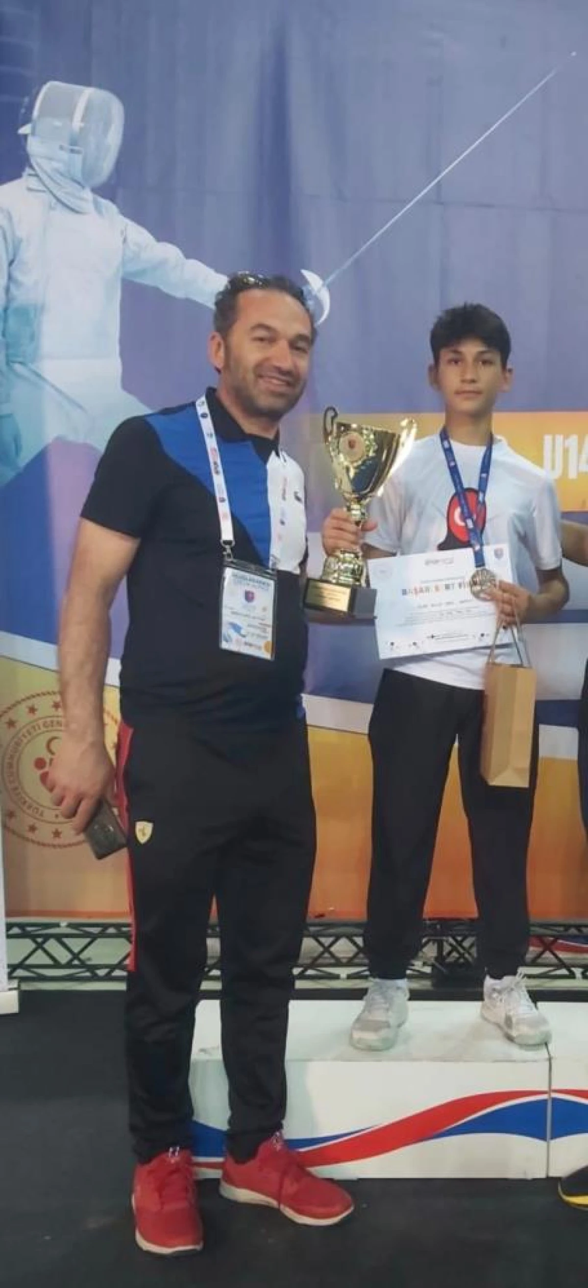 Süer Bulut, Van'ın ilk milli eskrim sporcusu oldu