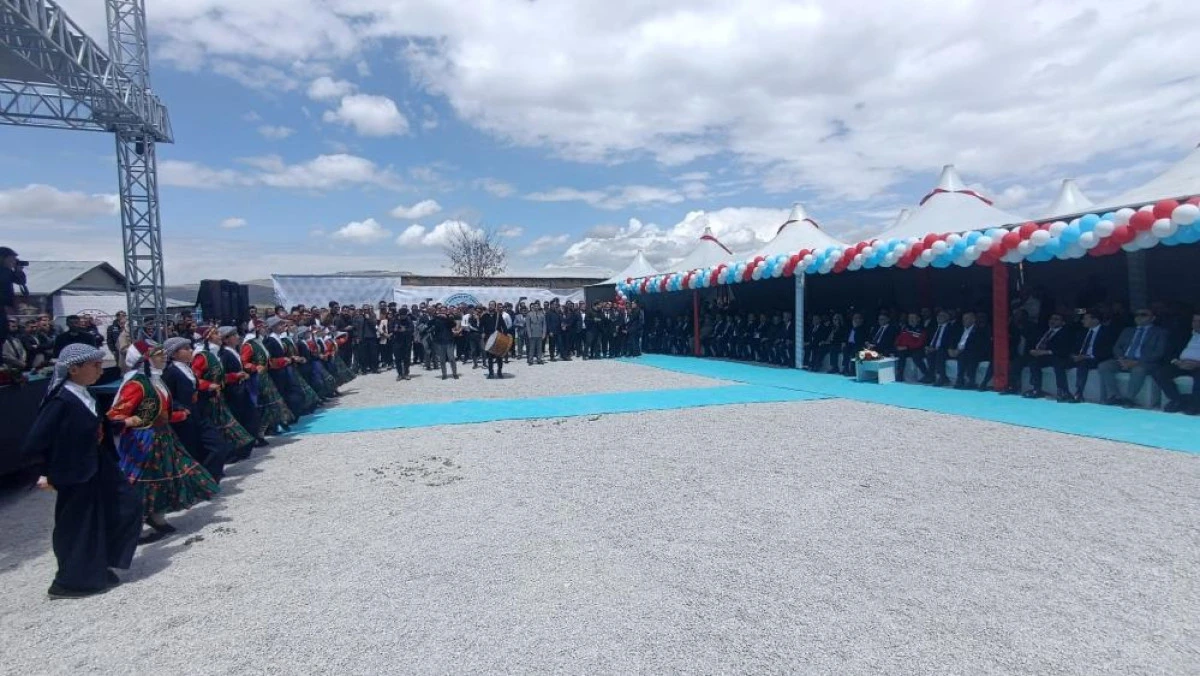 Tarım ve Orman Bakanı Yumaklı: "Eğer &uuml;retim g&uuml;c&uuml;n&uuml;z yoksa aslında elinizdeki imkanların &ccedil;ok da &ouml;nemli olmadığını g&ouml;steriyor"