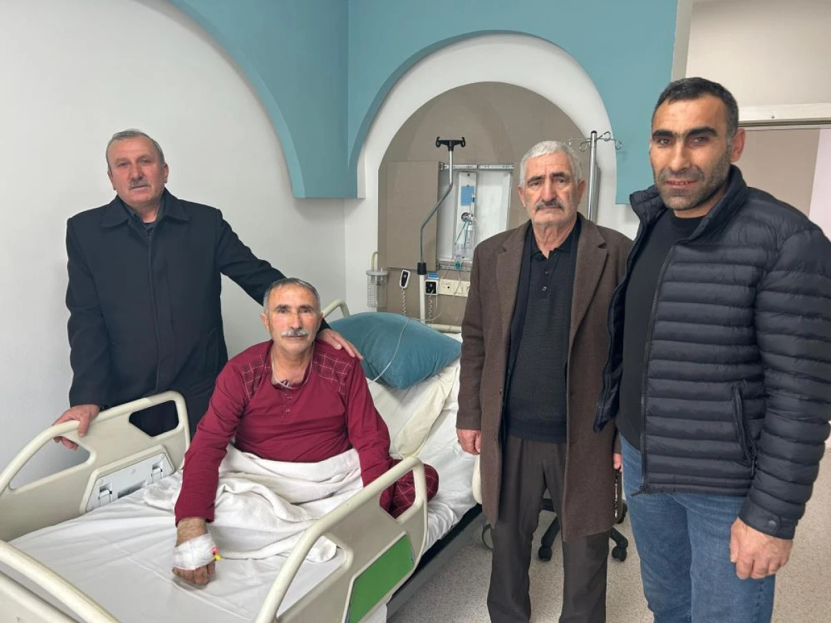 Taziye i&ccedil;in geldiği Van'da kalbi duran vatandaş 2 saatte hayata d&ouml;nd&uuml;r&uuml;ld&uuml;