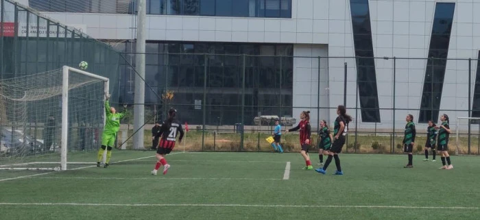 TFF Kadınlar 2. Lig: Vangücü SK: 4 - Kahramanmaraş Anadolu SK: 2