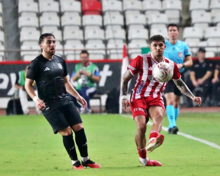 Trendyol 1. Lig: Antalyaspor: 3 - Vanspor FK: 0