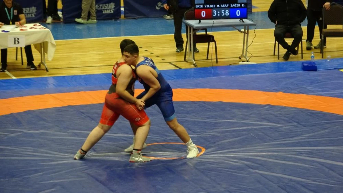 U15 G&uuml;reş Grup M&uuml;sabakaları Van'da başladı