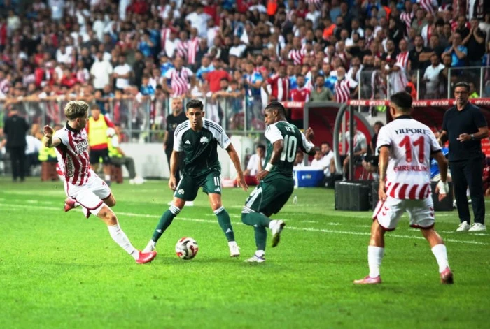 UEFA Avrupa Ligi: Samsunspor: 0 - Panathinaikos: 0