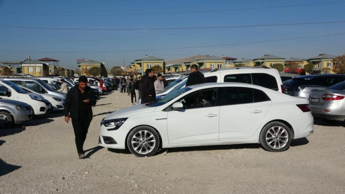 Van açık oto pazarında fiyatlar Türkiye ortalamasının üzerinde