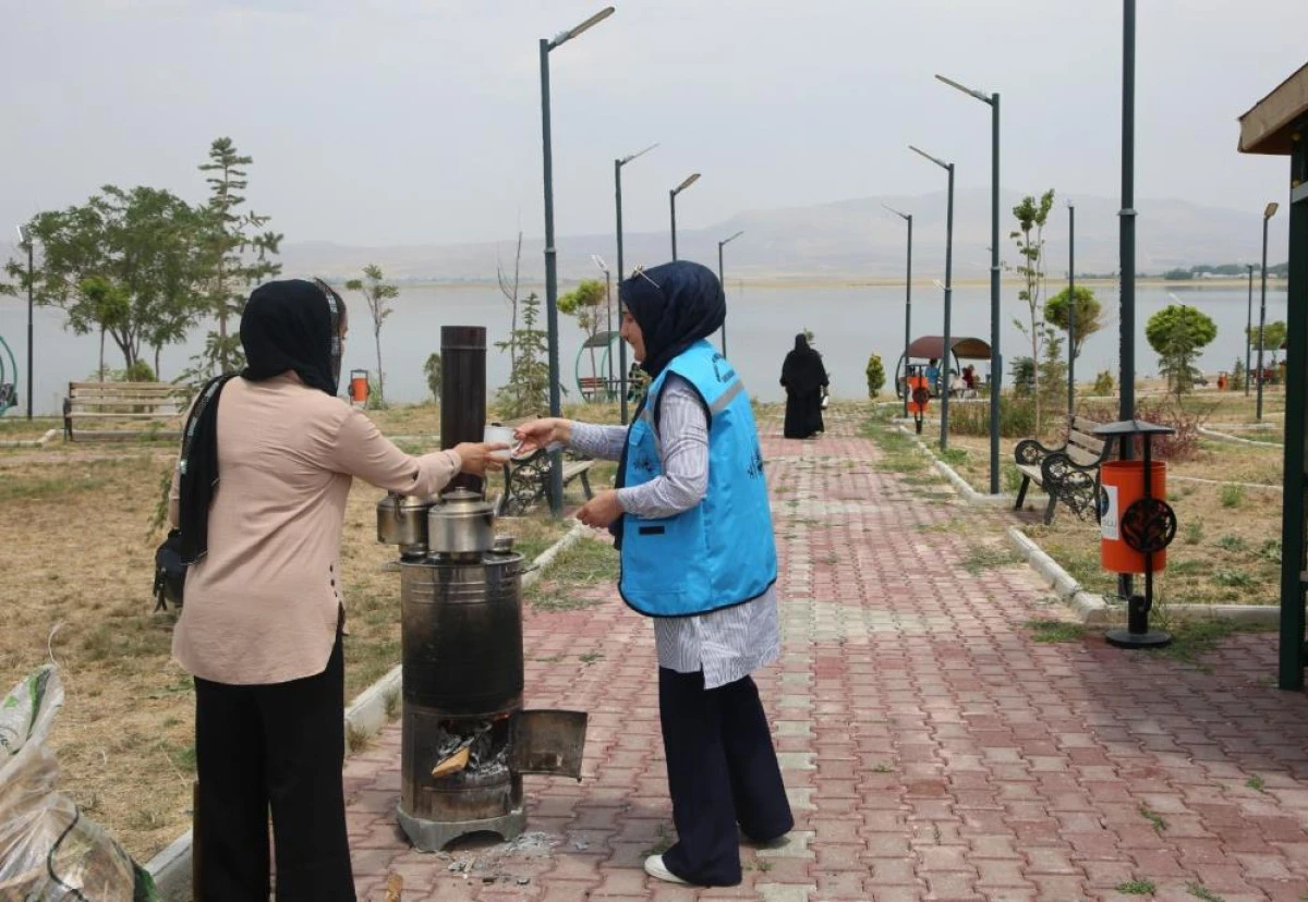 Van Büyükşehir Belediyesi yaşlı bireylere yönelik gezilerine devam ediyor