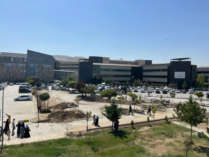 Van Eğitim ve Araştırma Hastanesi daha modern bir görünüme kavuşuyor