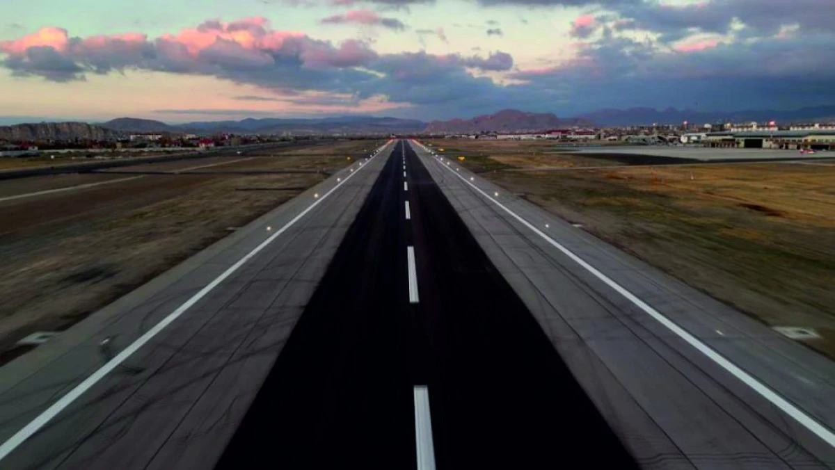 VAN FERİT MELEN HAVALİMANI  TAM KAPASİTEYLE HİZMETTE