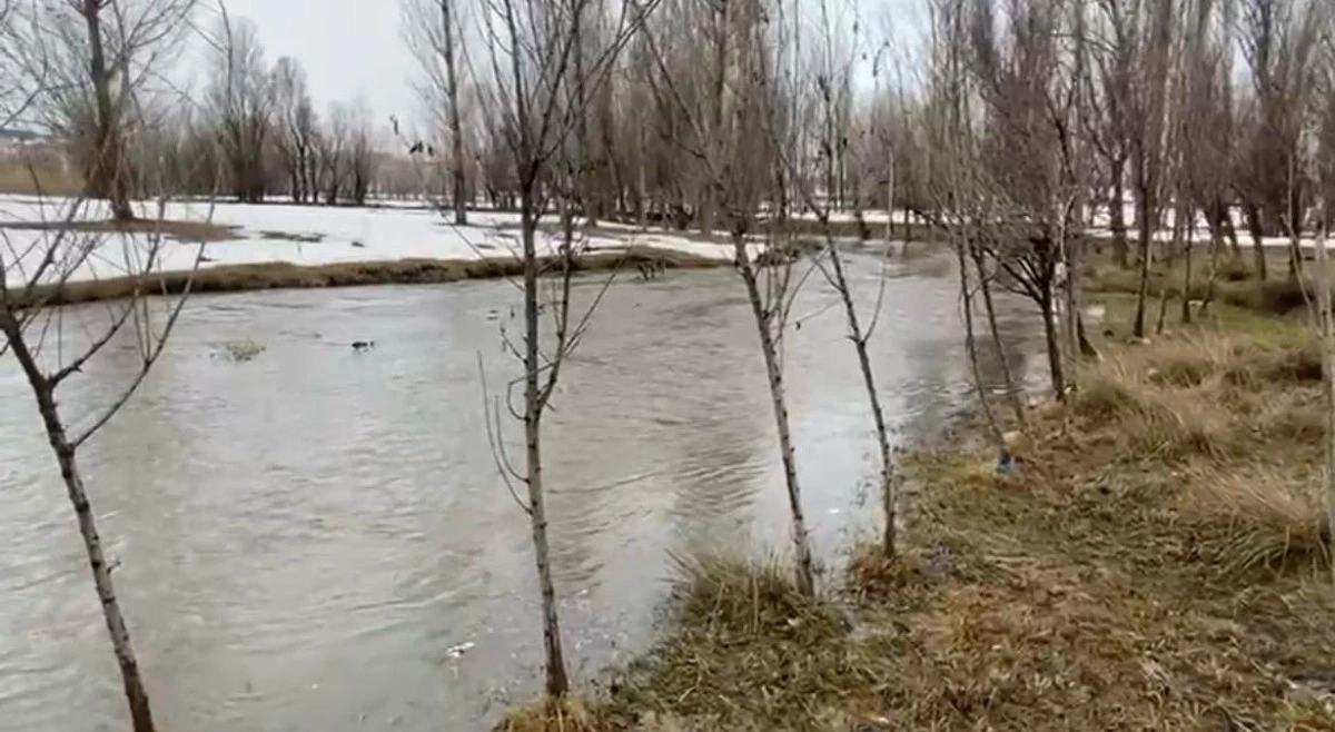 Van G&ouml;l&uuml; Havzasında  Kar Bereketi: Su  Seviyesi Y&uuml;kselecek