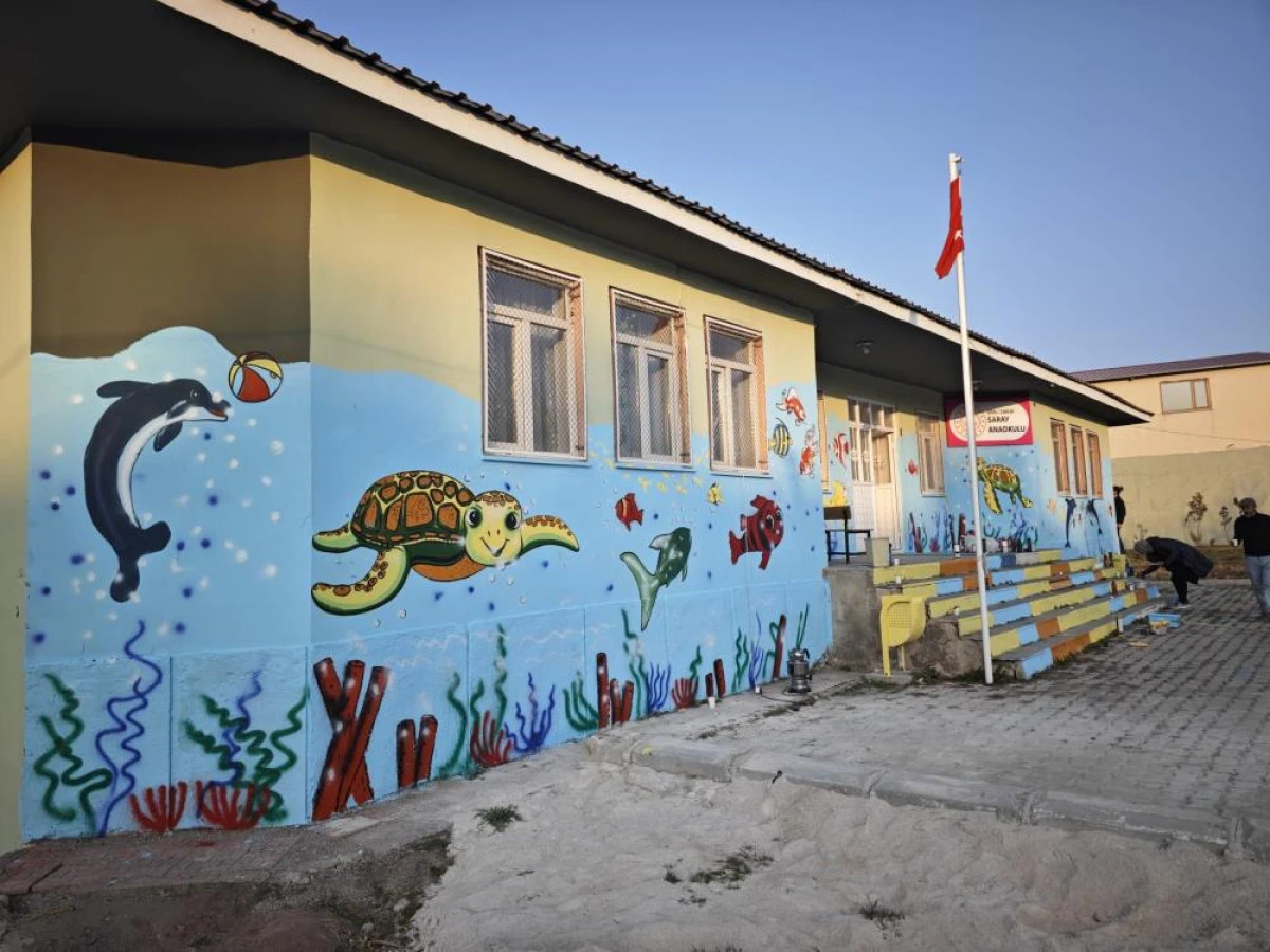 Van Güzel Sanatlar Lisesinden anaokuluna renkli dokunuşV