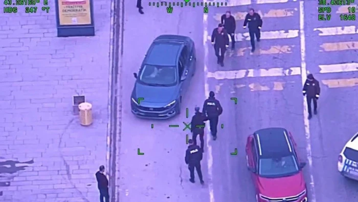 Van polisinden hava destekli nefes kesen operasyon