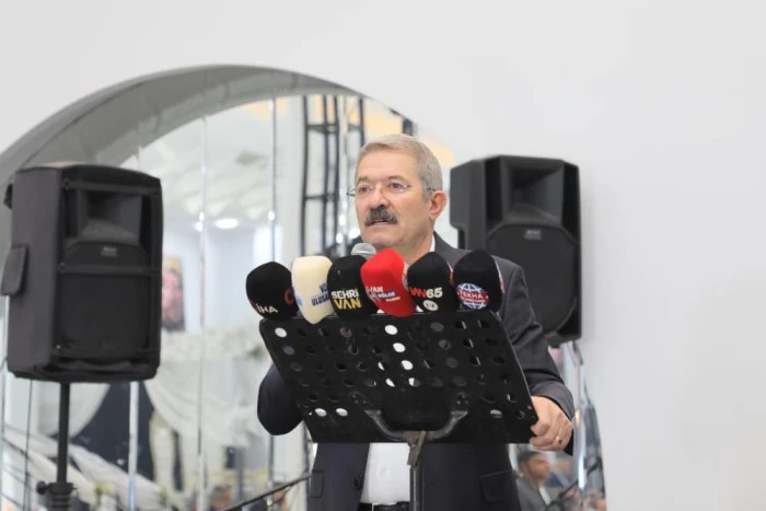 Van TSO Başkanı Takva: "Bu kentin en g&uuml;venilir limanı Ortak Akıl ve Mavi Liste'dir"
